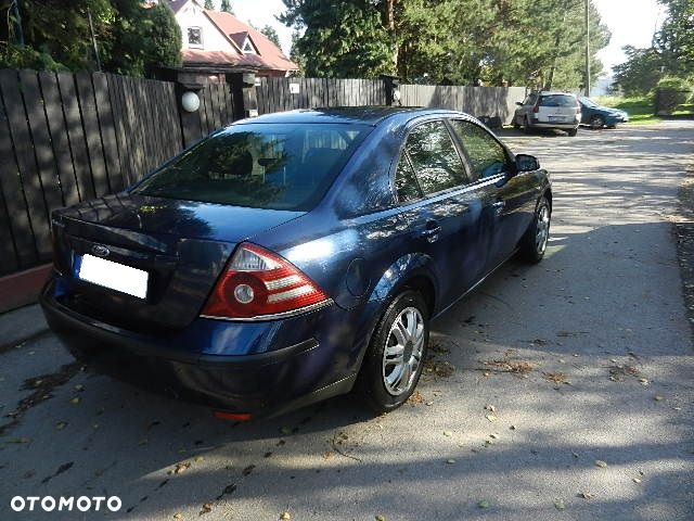 Ford Mondeo 1.8 Trend X - 2