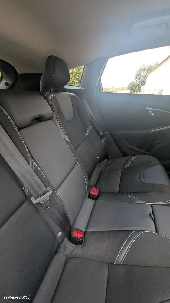 Volvo V40 2.0 D2 Momentum - 15