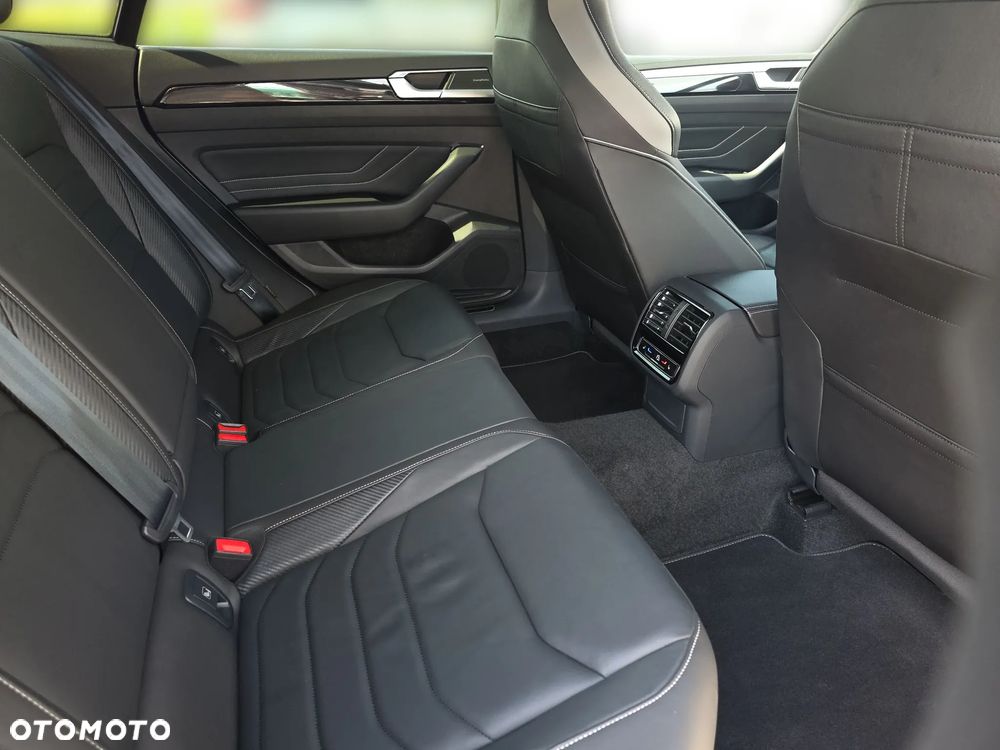 Volkswagen Arteon 2.0 TSI R-Line DSG - 13