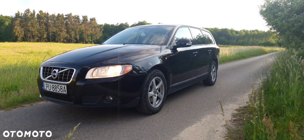 Volvo V70 2.0D Summum - 1