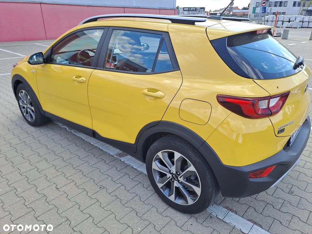 Kia Stonic 1.4 L - 8