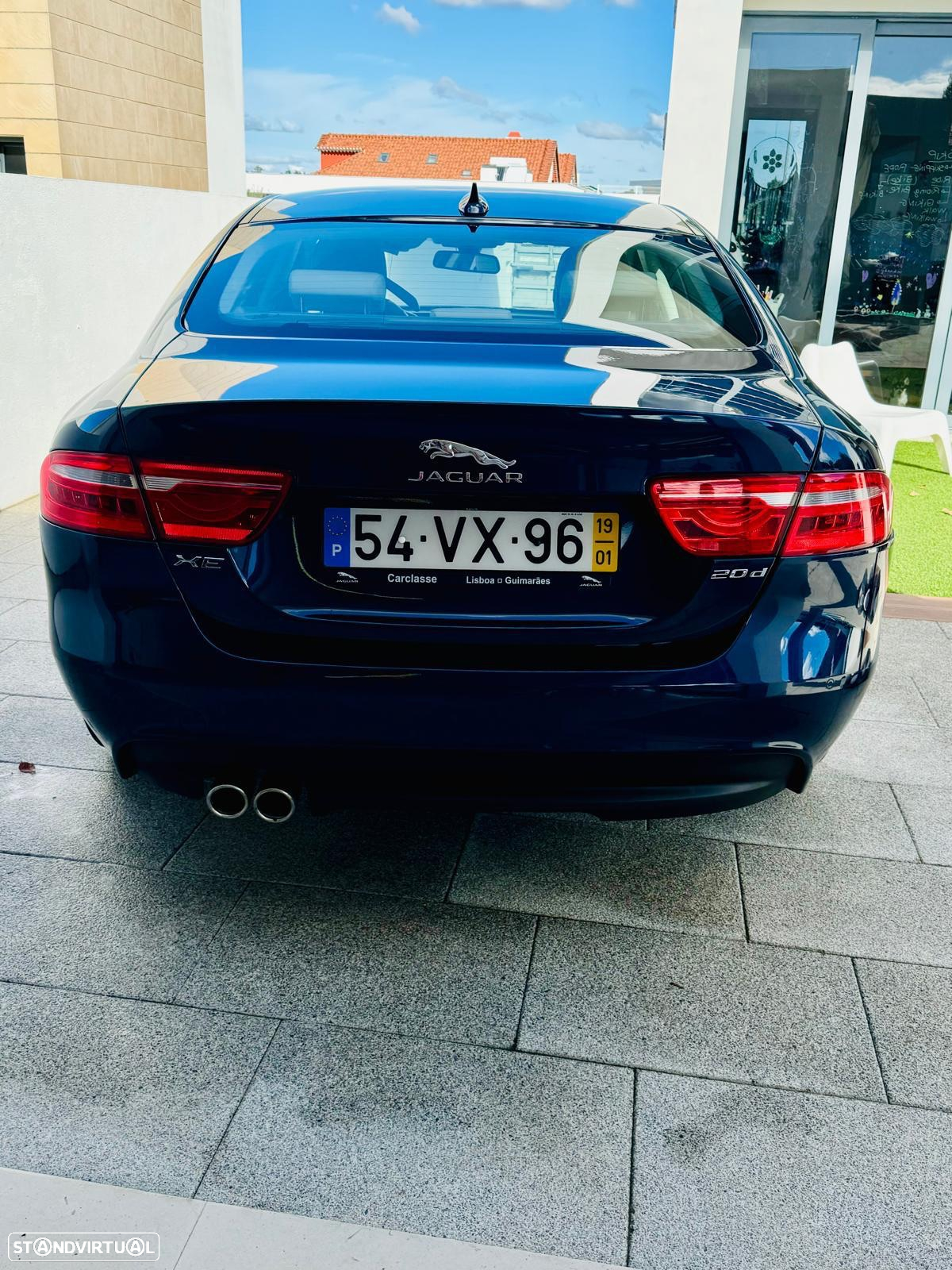 Jaguar XE 2.0 D Prestige Aut. - 13