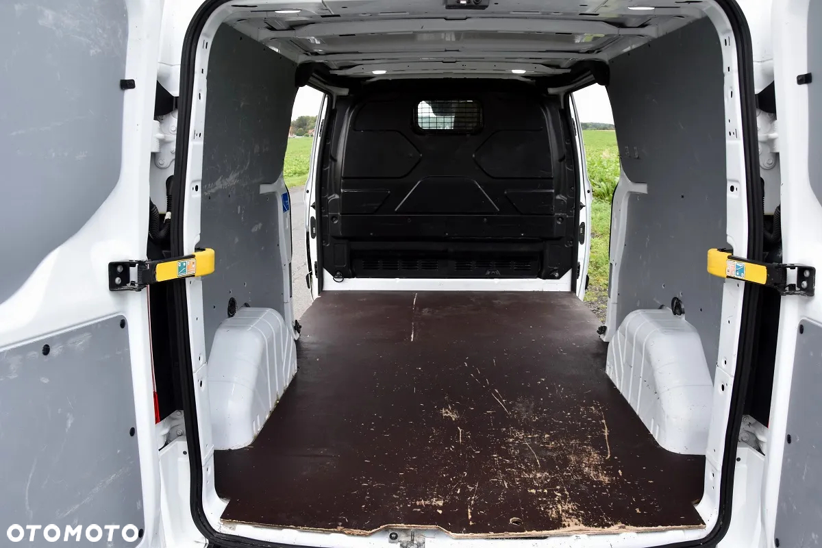 Ford TRANSIT CUSTOM 300 L2H1 - 10