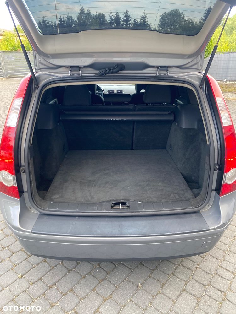 Volvo V50 1.8 Momentum - 6
