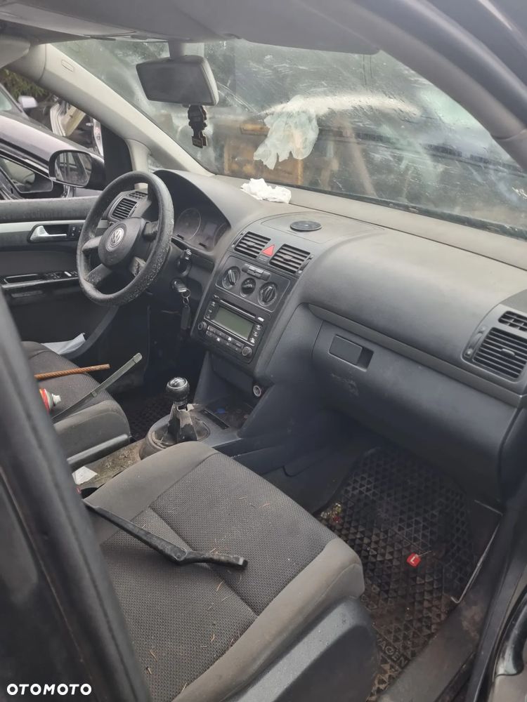 VW touran 1.9 tdi BKC/AVQ skrzynia 5b GQQ lakier LC9Z na części - 6