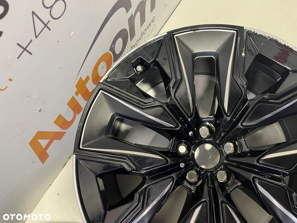 FELGA ALUMINIOWA BMW 7 i7 G70 5X112 10.5x21  ET44 5A41F79,5A41F78 - 16