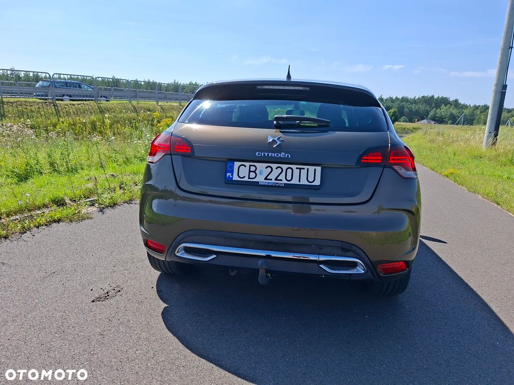 Citroën DS4 1.6 THP SoChic - 4