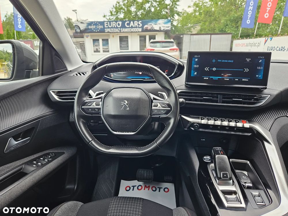 Peugeot 3008 1.2 PureTech Road Trip S&S EAT8 - 25