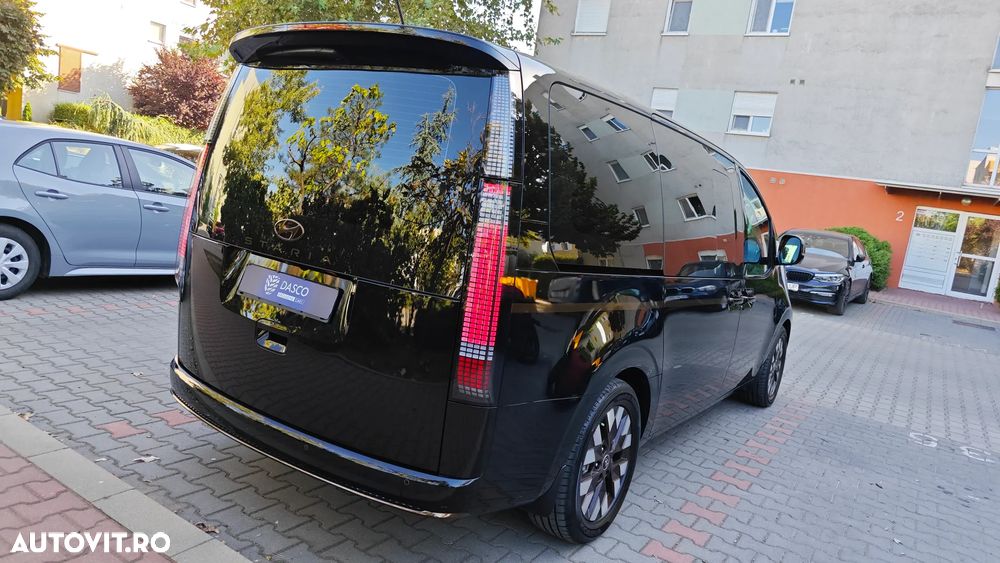 Hyundai Staria 2.2 CRDi Signature - 14