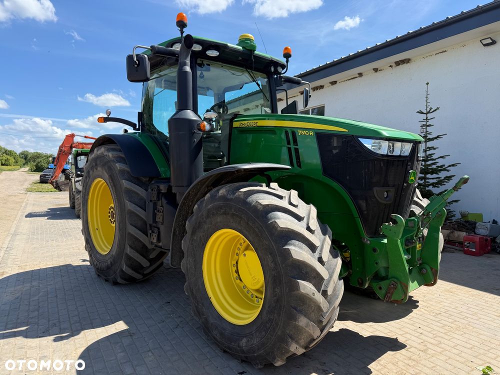 John Deere 7310R - 2