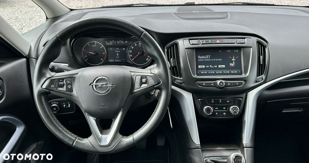 Opel Zafira - 20