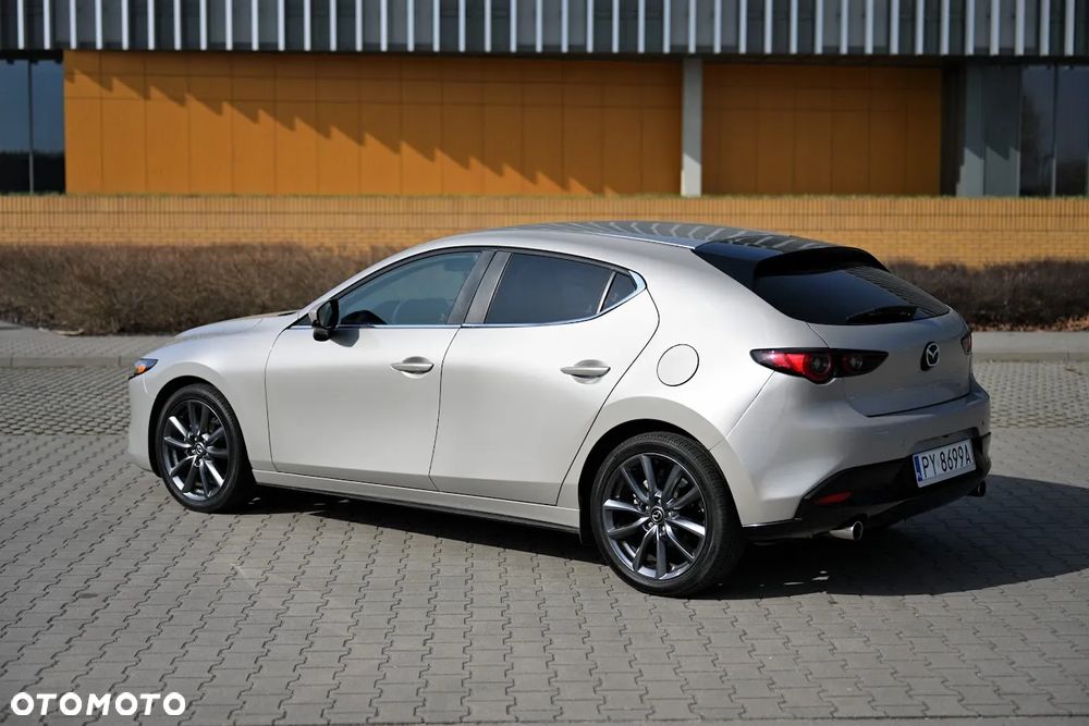 Mazda 3 - 10