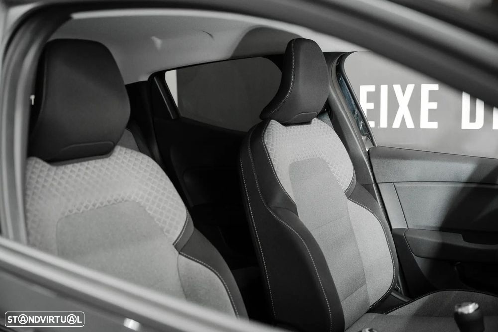 Renault Clio 1.0 TCe Evolution - 15