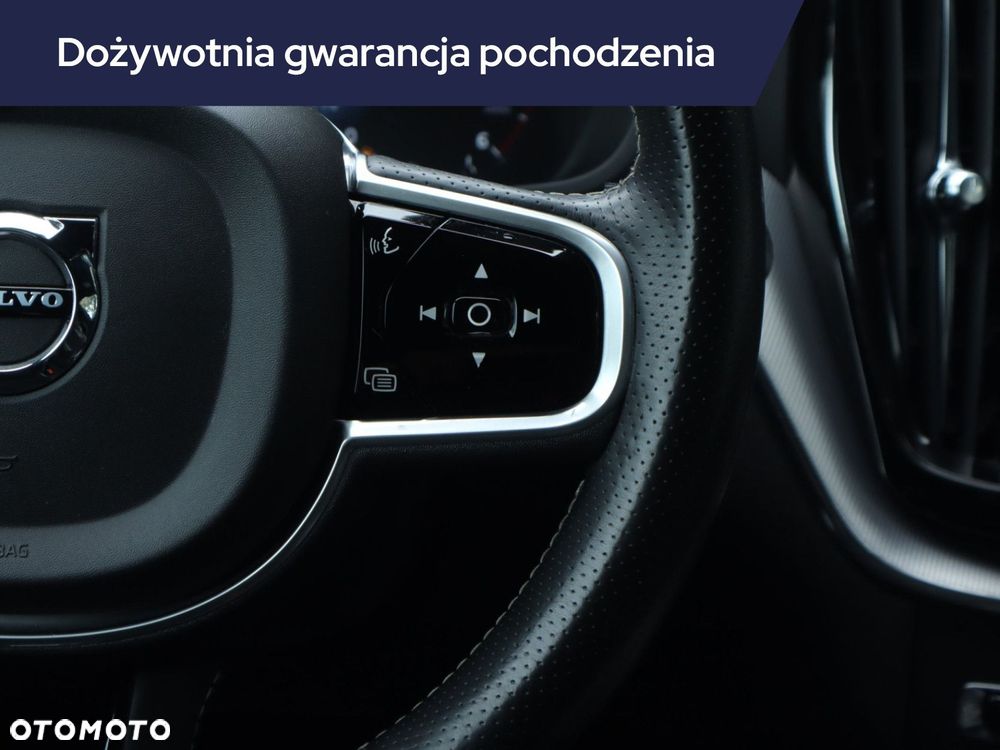 Volvo XC 60 - 25