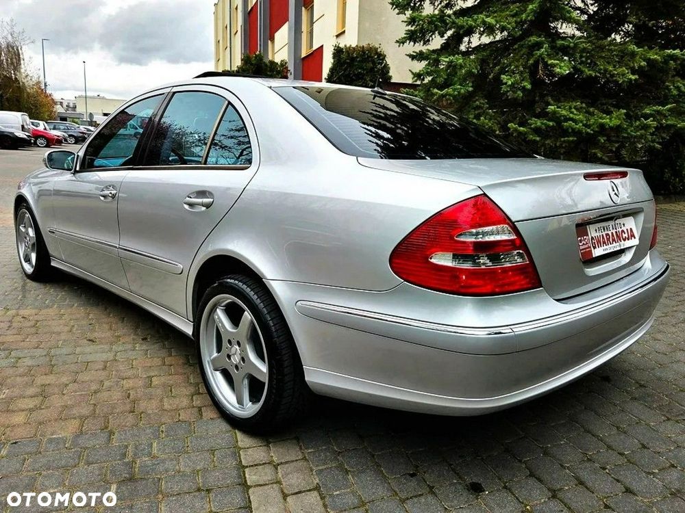 Mercedes-Benz Klasa E 500 T Avantgarde - 5