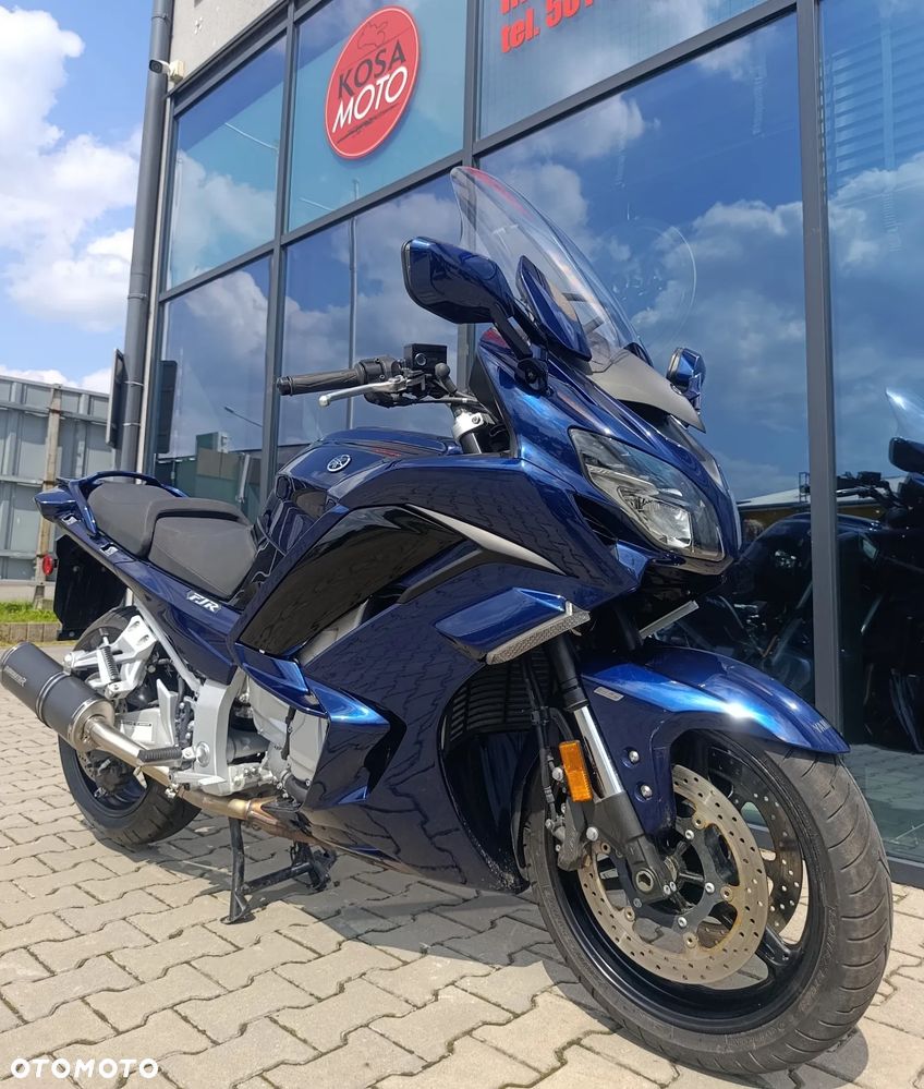 Yamaha FJR - 10