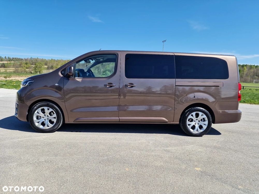 Toyota ProAce 2,0-l-D-4D L2 (8-Si.) Verso Family Comfort - 8