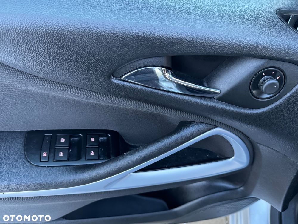 Opel Zafira Tourer 1.4 Turbo Innovation - 38