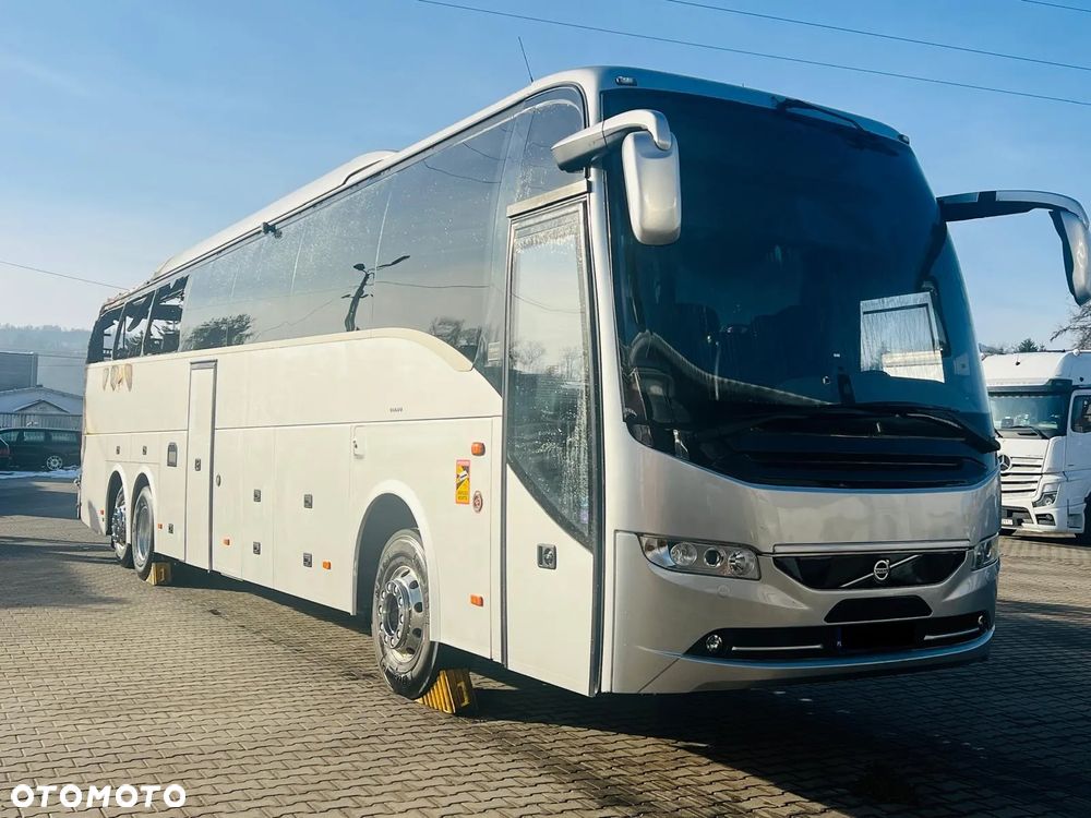 Volvo 9900 - 2