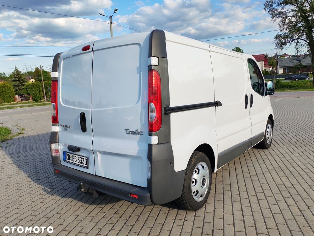 Renault TRAFIC - 6