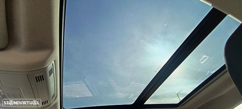 VW T-Roc 1.0 TSI OPF - 12