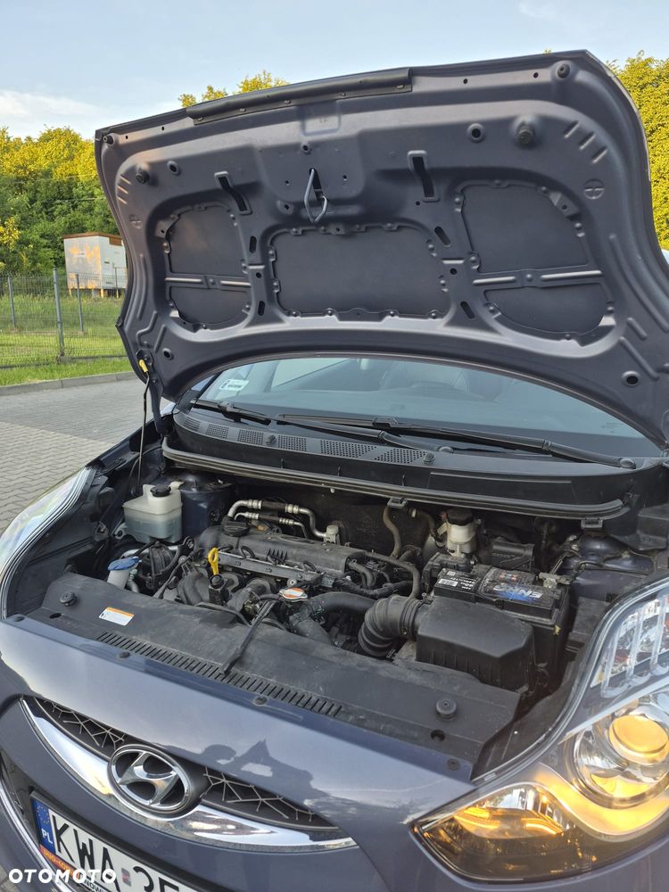 Hyundai ix20 ver-1-6-blue-comfort - 12