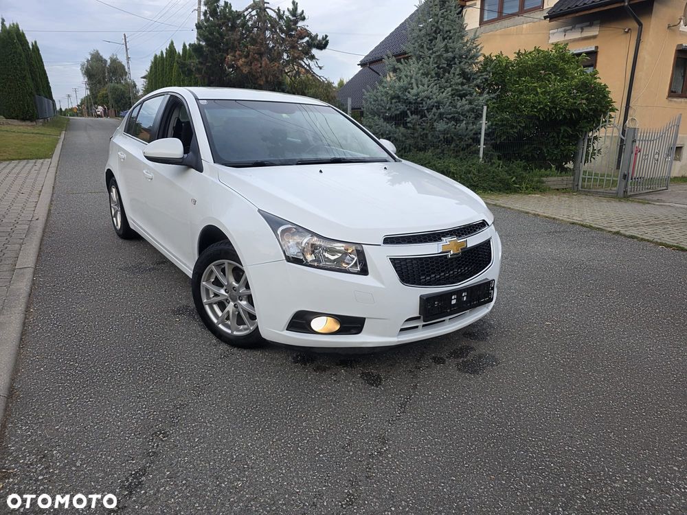 Chevrolet Cruze 1.6 LT+ - 40