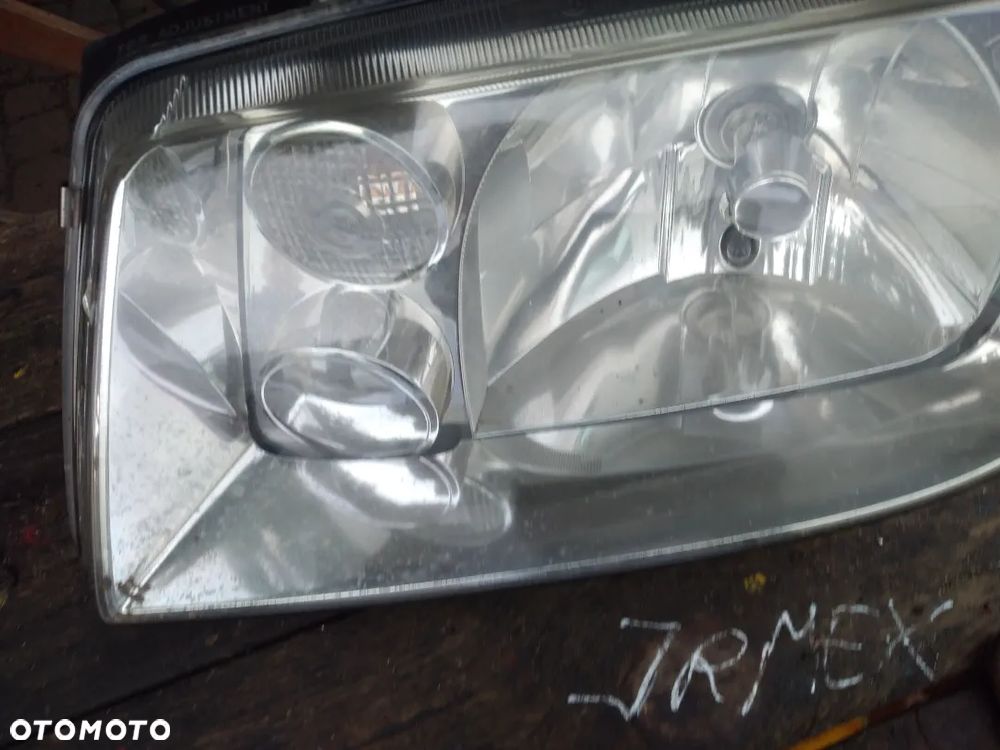 Lampa lewa VW BORA HELLA EUROPA - 2