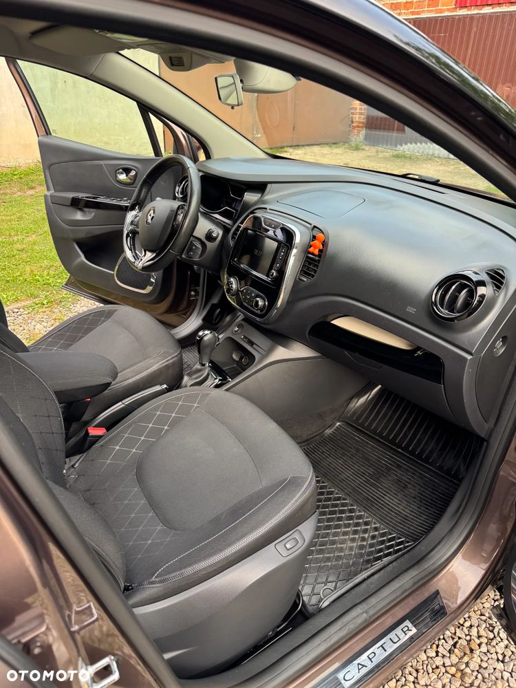 Renault Captur - 10