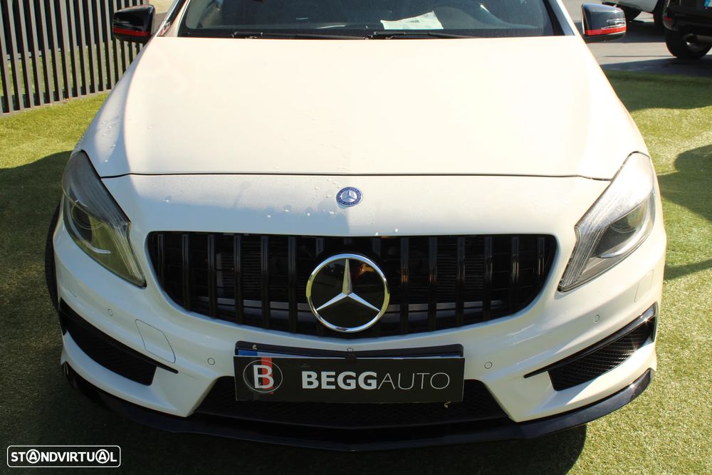 Mercedes-Benz A 45 AMG 4-Matic - 15