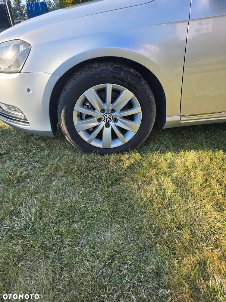 Volkswagen Passat 2.0 TDI BlueMotion Technology Exclusive - 11