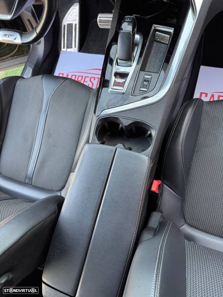 Peugeot 3008 1.6 Hybrid GT Pack e-EAT8 - 21