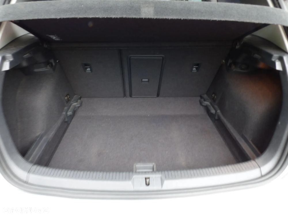Volkswagen Golf 1.4 TSI BlueMotion Technology Highline - 22