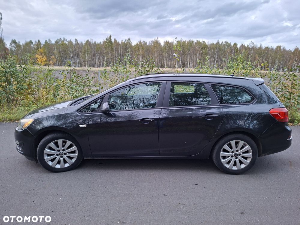 Opel Astra 2014 photo 3