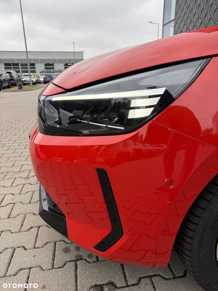 Opel Corsa 1.2 T mHEV Yes 2026 eDCT - 11