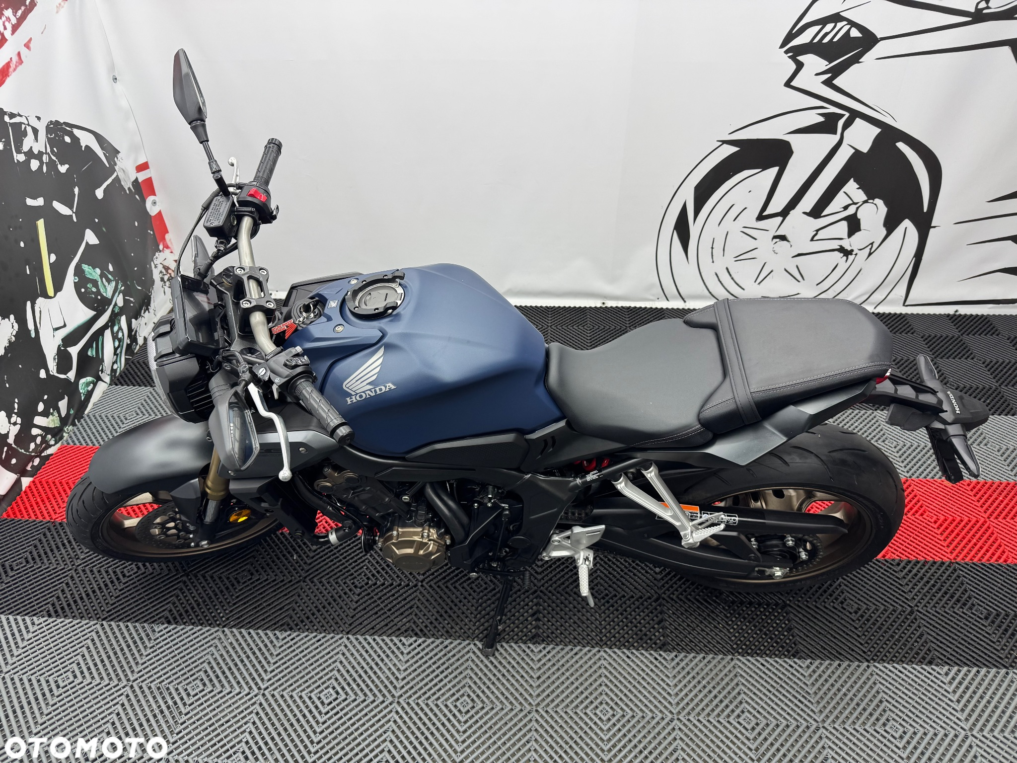 Honda CB - 7