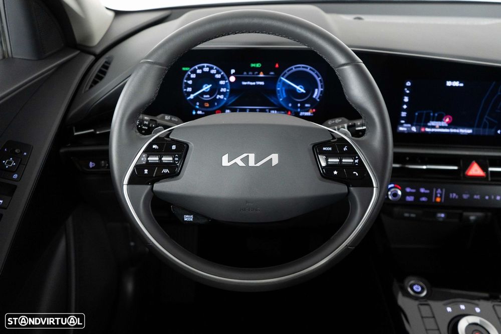 Kia Niro EV 64kWh Drive - 26