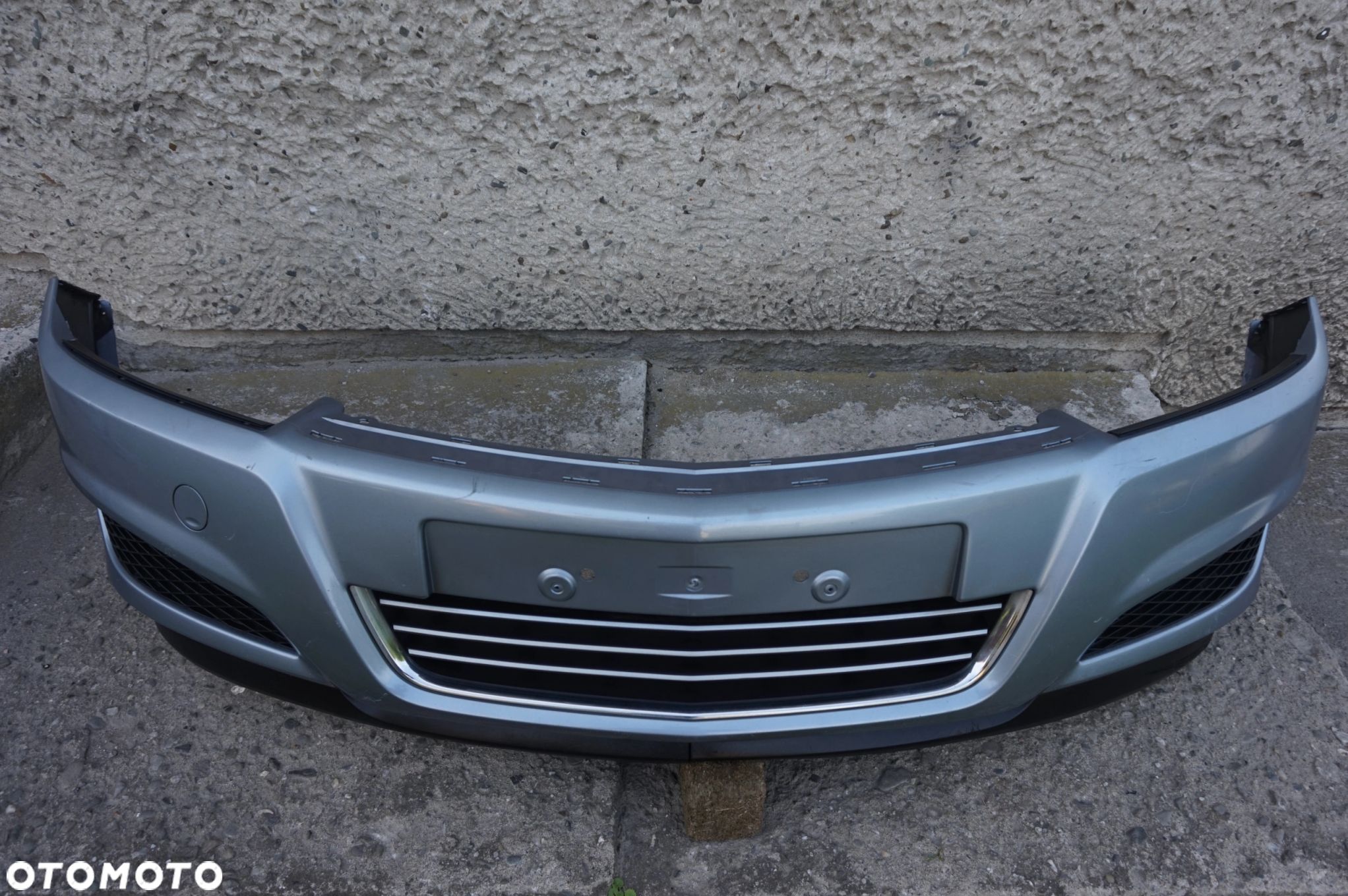 ZDERZAK PRZEDNI OPEL ASTRA III H LIFT 07/10r - 1