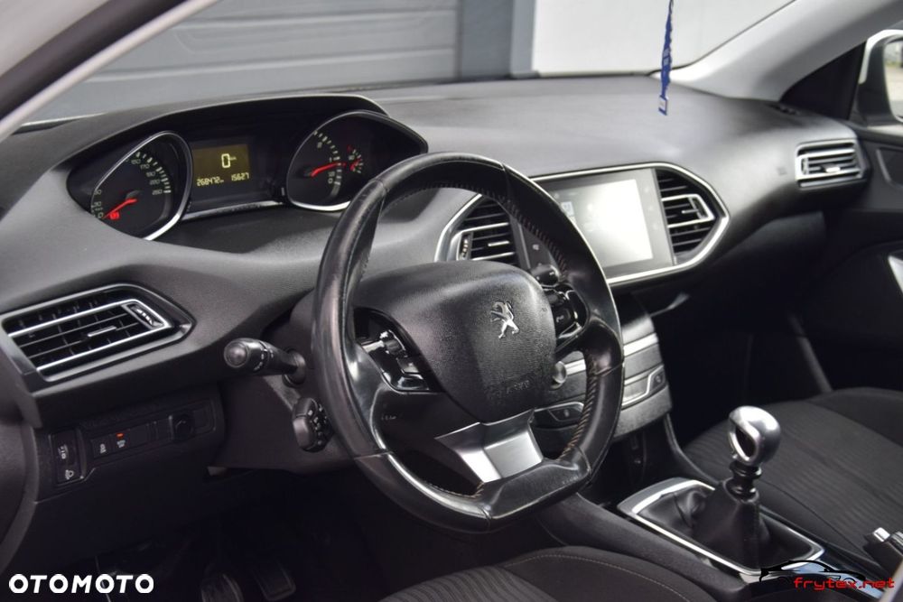 Peugeot 308 - 18