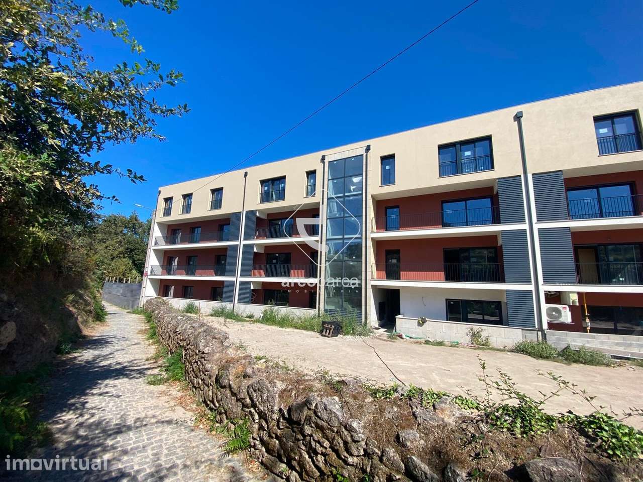 Apartamento T3 no 2º andar - Novo - Vila Fonche, Arcos de Valdevez - Grande imagem: 2/14
