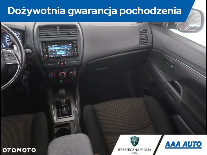 Mitsubishi ASX - 9