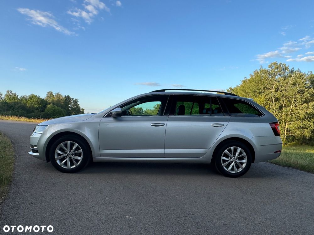 Skoda Octavia 2.0 TDI Premium Edition - 11