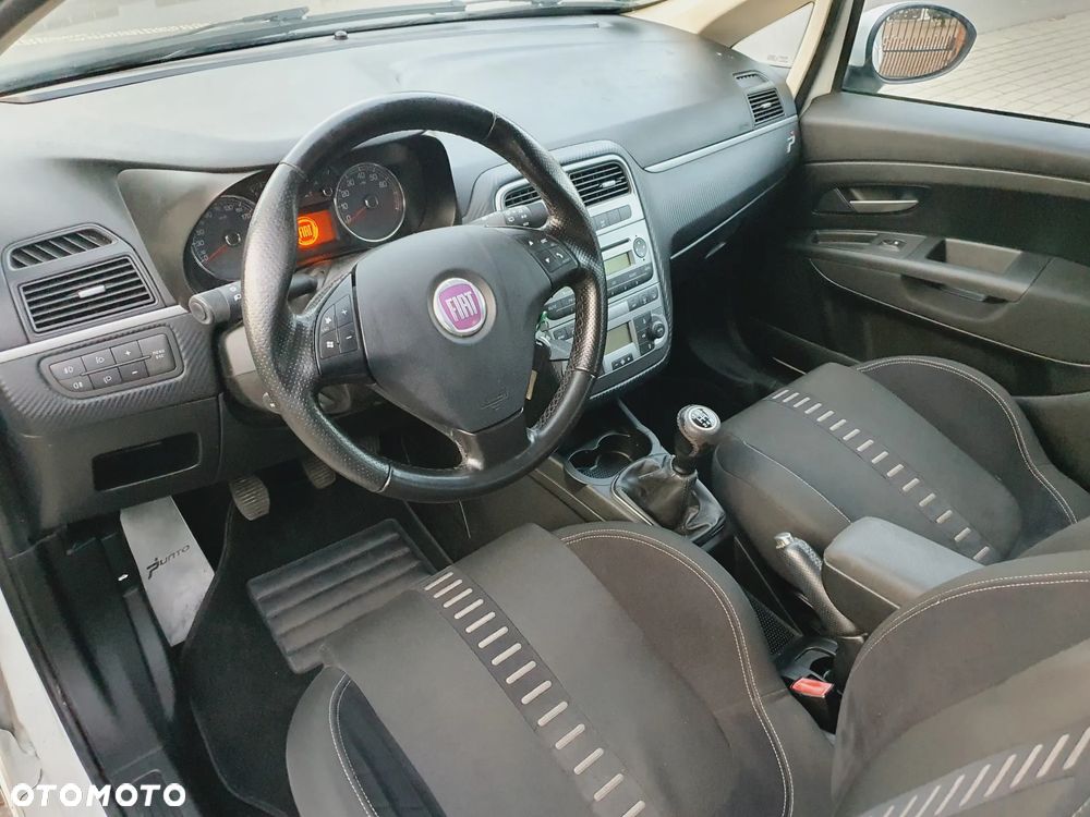Fiat Grande Punto 1.4 T-Jet 16V Sport - 21