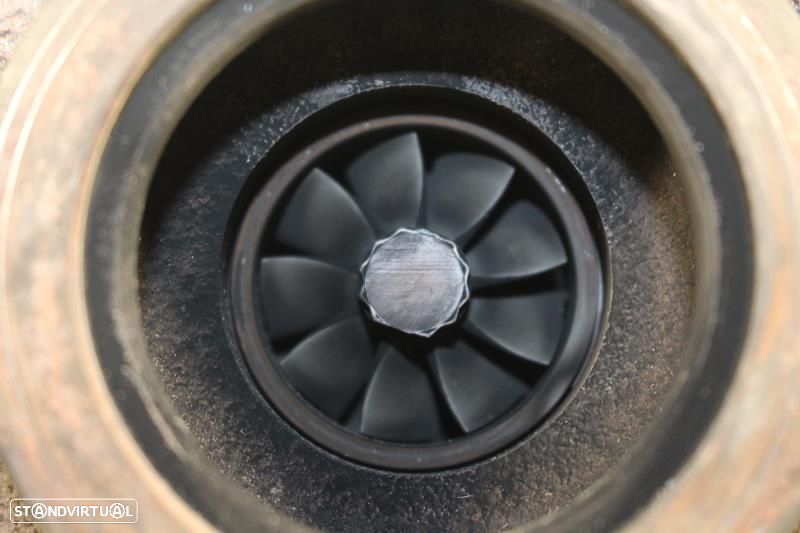 Turbo MINI Cooper D / SD R56 / R60 - 8512379 / RHV4 T39 / 8 512 379 / RHV4T39 - 5