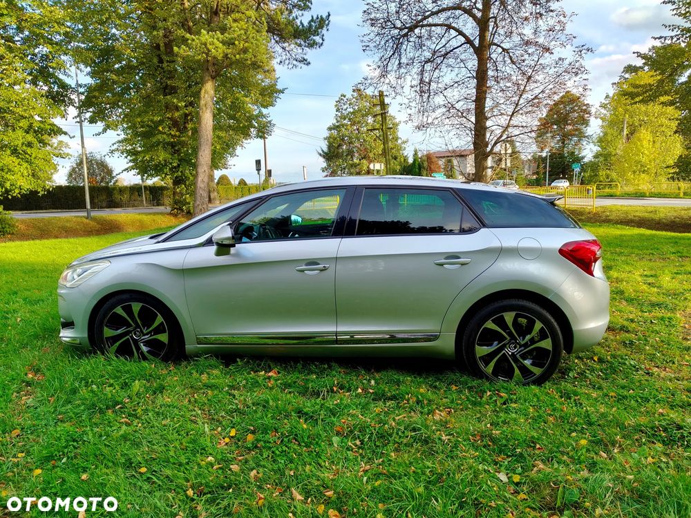 Citroën DS5 HDi 165 SportChic - 11