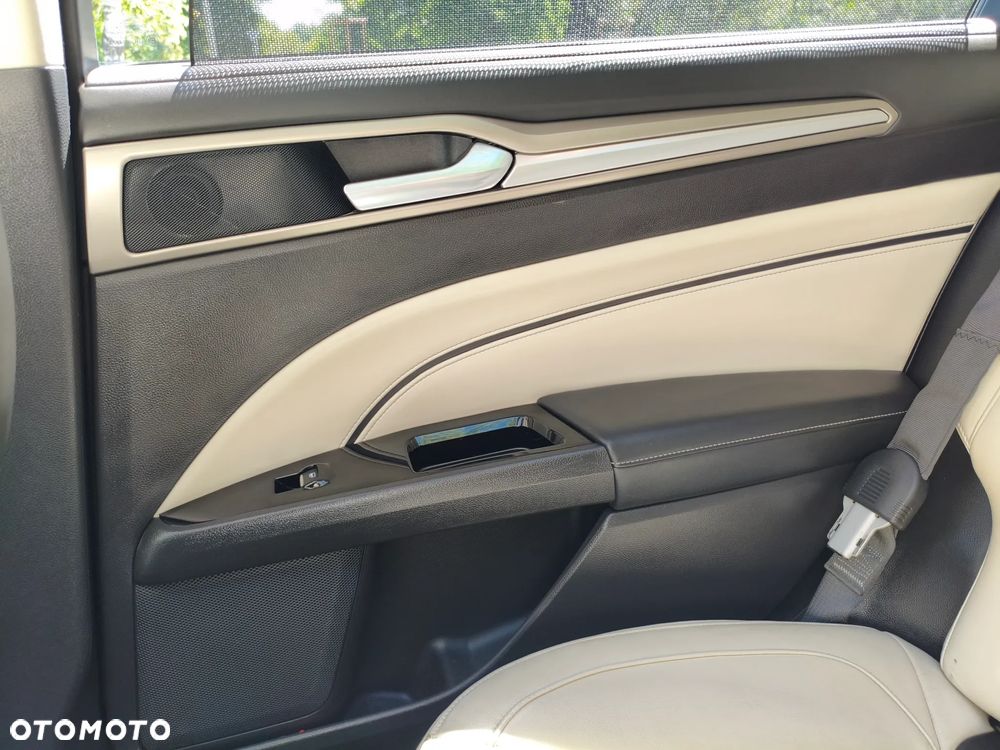 Ford Mondeo Vignale 2.0 TDCi Bi-Turbo PowerShift - 14