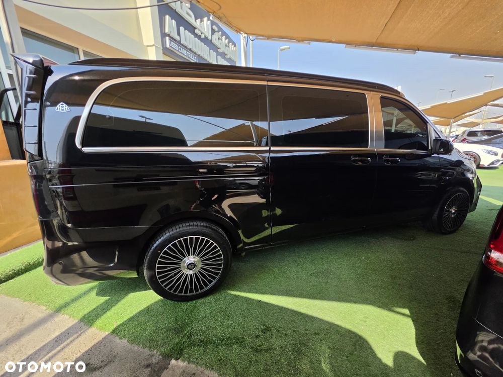 Mercedes-Benz Klasa V 300 extralang 9G-TRONIC Special Edition Avantgarde - 34