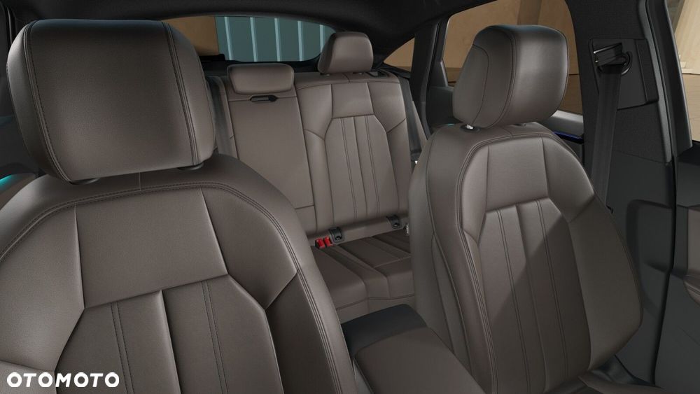 Audi Q5 Sportback - 9