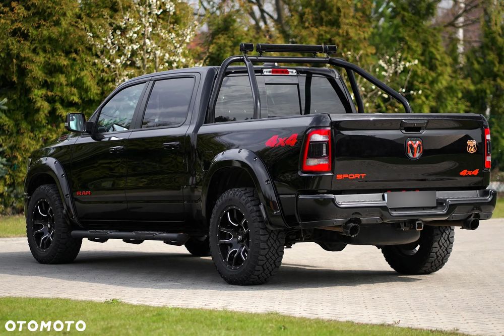 Dodge RAM 5.7 4x4 - 21