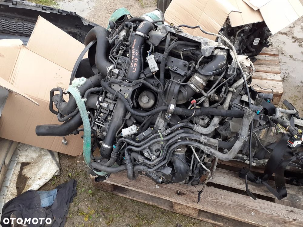 SILNIK KOMPLETNY LAND ROVER VOGUE 3.6 TDV8 - 2